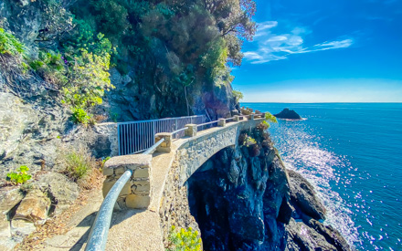 Beginning of the Blue Trail Monterosso - Vernazza, Monterosso al Mare, Cinque Terre