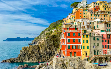 Colorful houses that bring the port to life, Riomaggiore